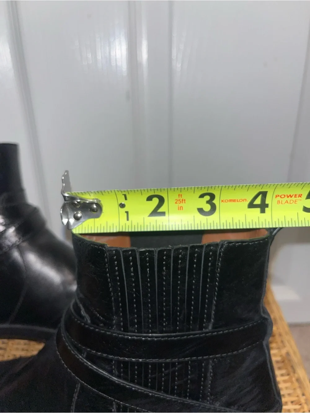 TORY BURCH T Hardware leather Chelsea boots in Perfect Black